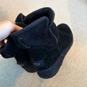 UGG Dark Suede Footwear